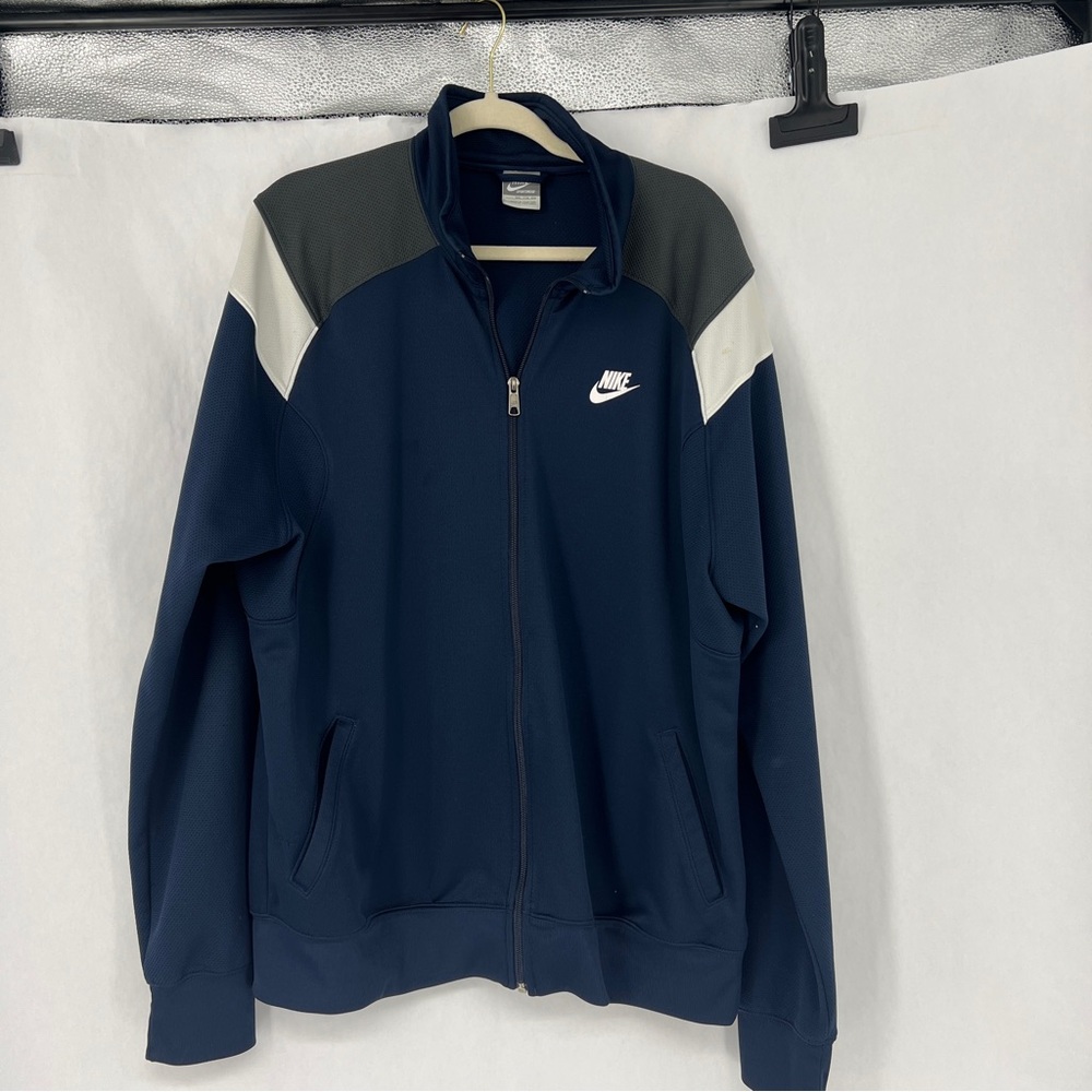 Nike Men's Blue and Black Windbreaker